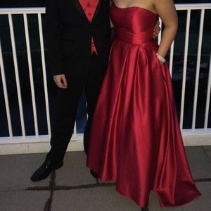 Red prom dress